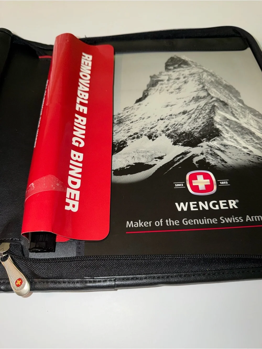 Wenger swiss gear carina A4 ring binder  zip folio/portfolio